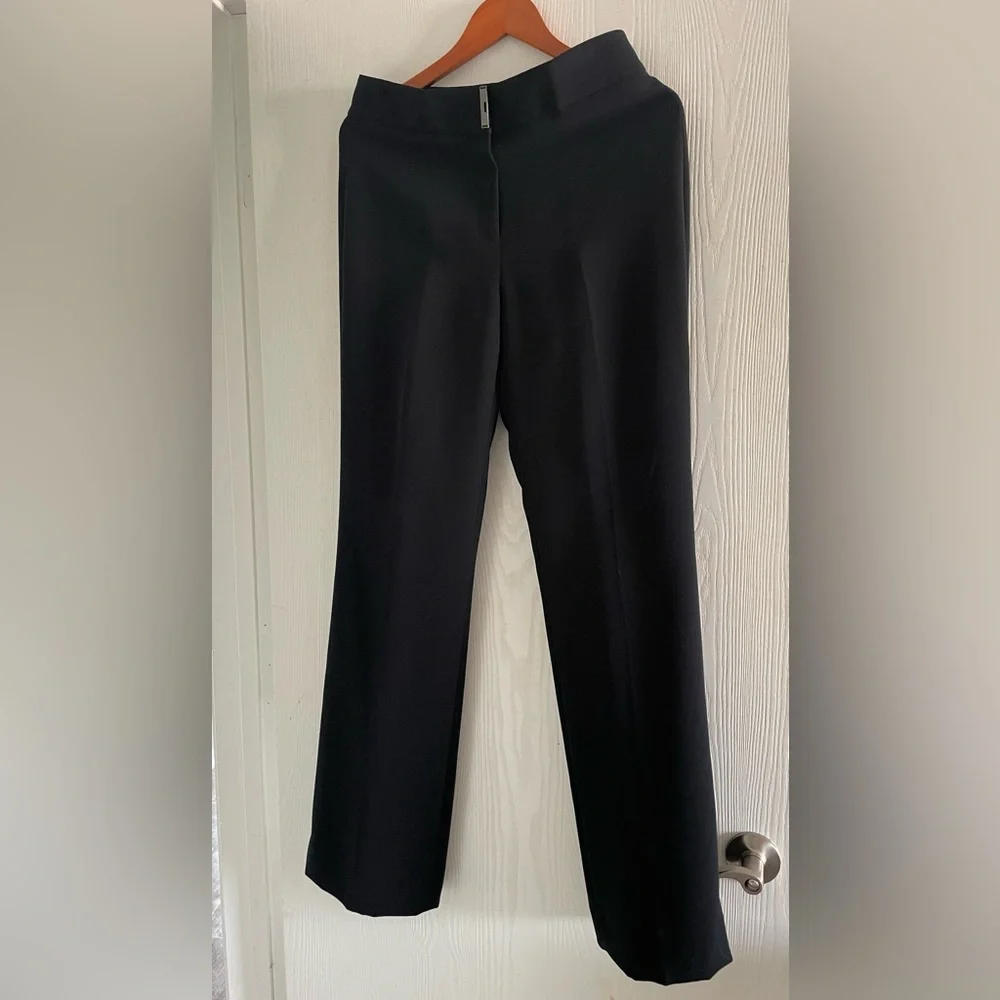 Tahari Black Straight Leg Pants Versatile Elegance - Picture 1 of 7